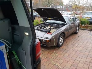 Read more about the article Porsche 944 Hydrogen Carbon clean in Hampshire
